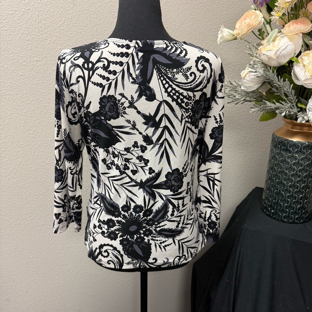 Cato Black White Floral Ring Front V-Neck 3/4 Sleeve Blouse L - Picture 3 of 8